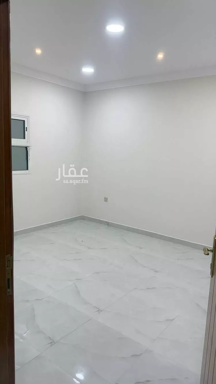 شقة للإيجار في شارع علي بن عاصم, حي السلمانية الثاني, مدينة الاحساء, المنطقة الشرقية 1 صورة