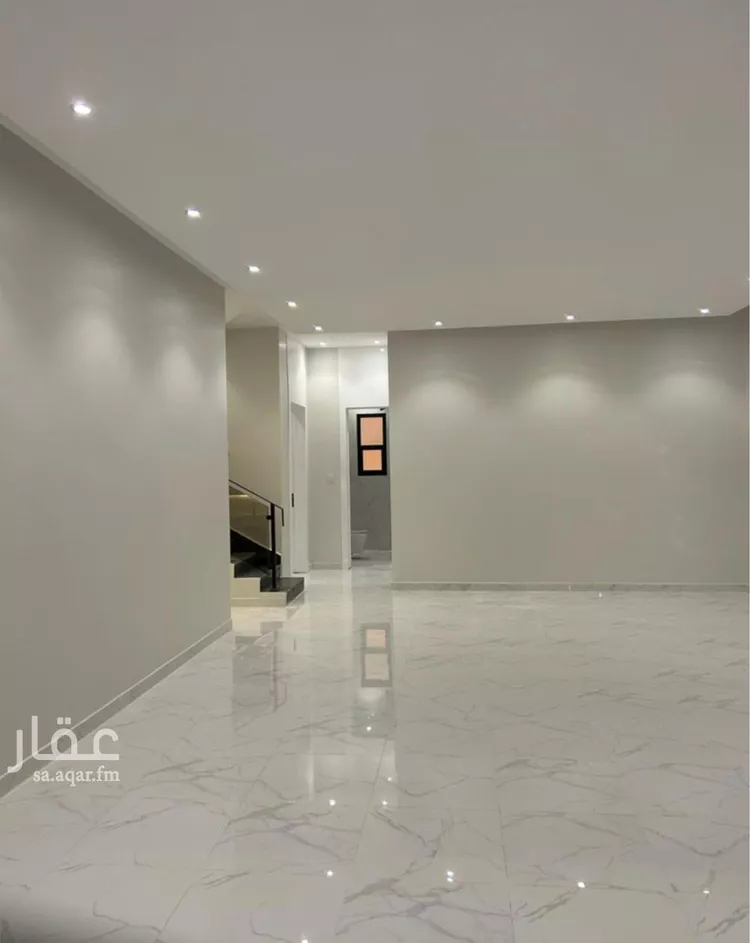 Floor for Sale in Riyadh Al Khaleej