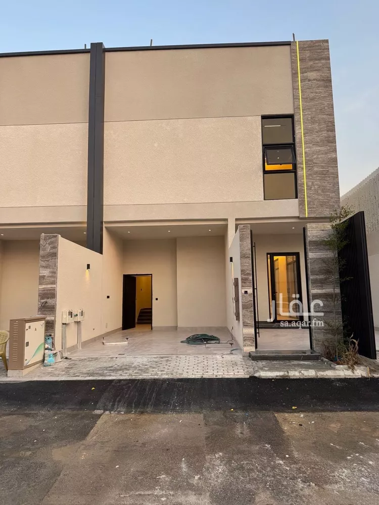 فيلا للبيع في شارع مسلم بن الحجاج, حي الملك فيصل, مدينة الرياض, منطقة الرياض