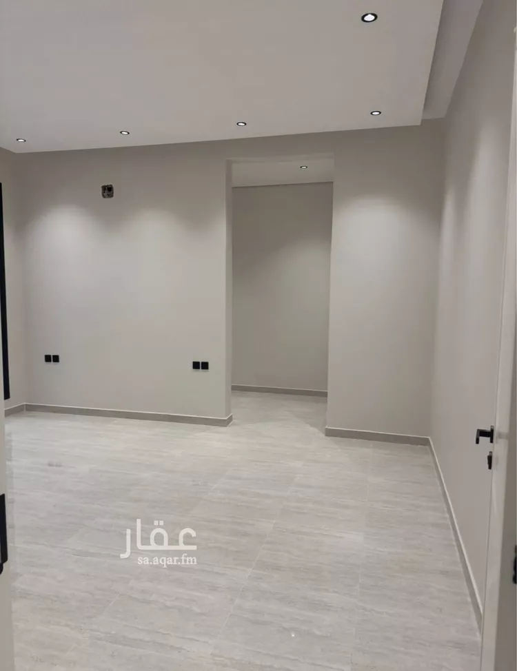 دور للبيع في شارع الشويطر, حي الخليج, مدينة الرياض, منطقة الرياض صورة 3