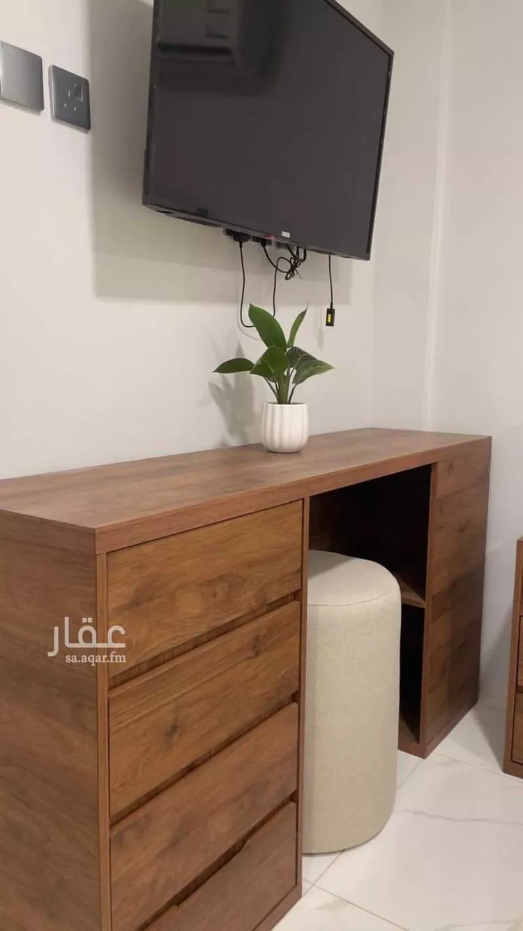 استوديو للإيجار في شارع عبدالرحمن بن علي آل الشيخ, حي السليمانية, مدينة الرياض, منطقة الرياض 8
