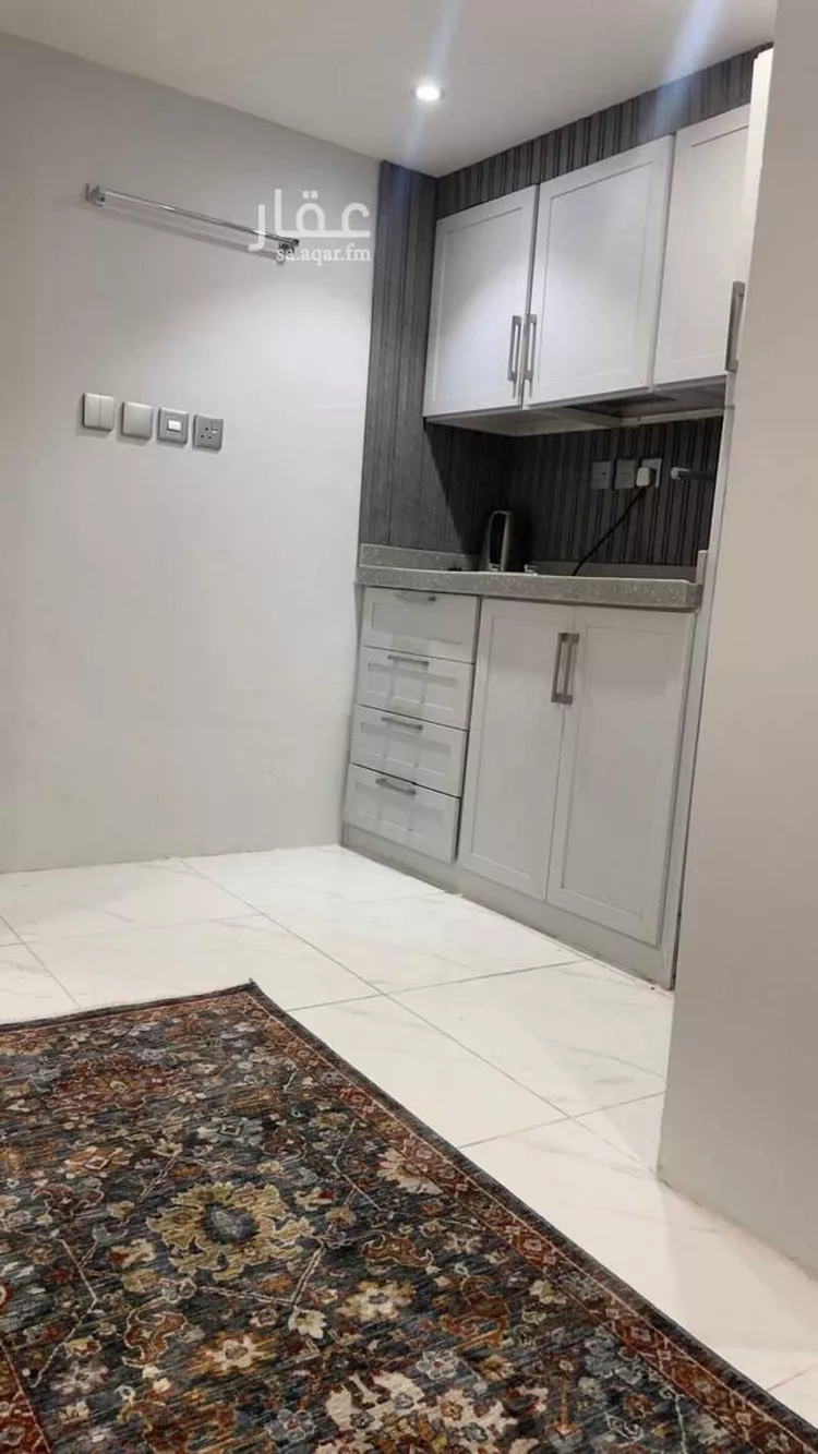 استوديو للإيجار في شارع عبدالرحمن بن علي آل الشيخ, حي السليمانية, مدينة الرياض, منطقة الرياض 18