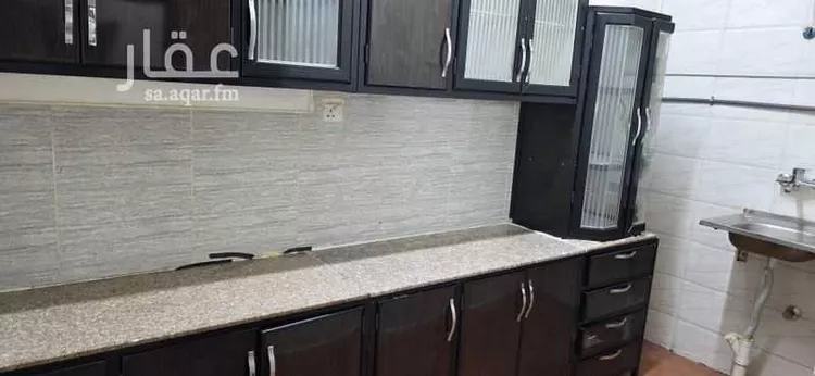 عمارة للإيجار في شارع الخزنة, حي إشبيلية, مدينة الرياض, منطقة الرياض صورة 4