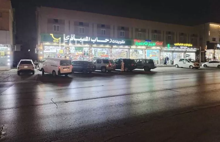 عمارة للبيع في شارع ابي هريرة, حي النسيم الشرقي, مدينة الرياض, منطقة الرياض