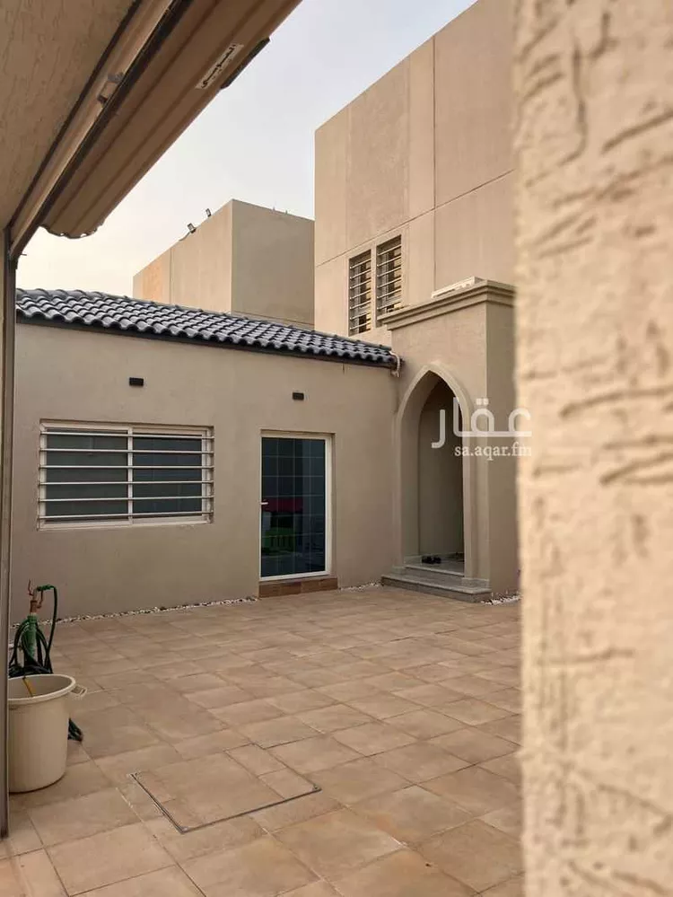 فيلا للبيع في شارع الجمجوم ، حي الجنادرية ، الرياض ، منطقة الرياض صورة 2