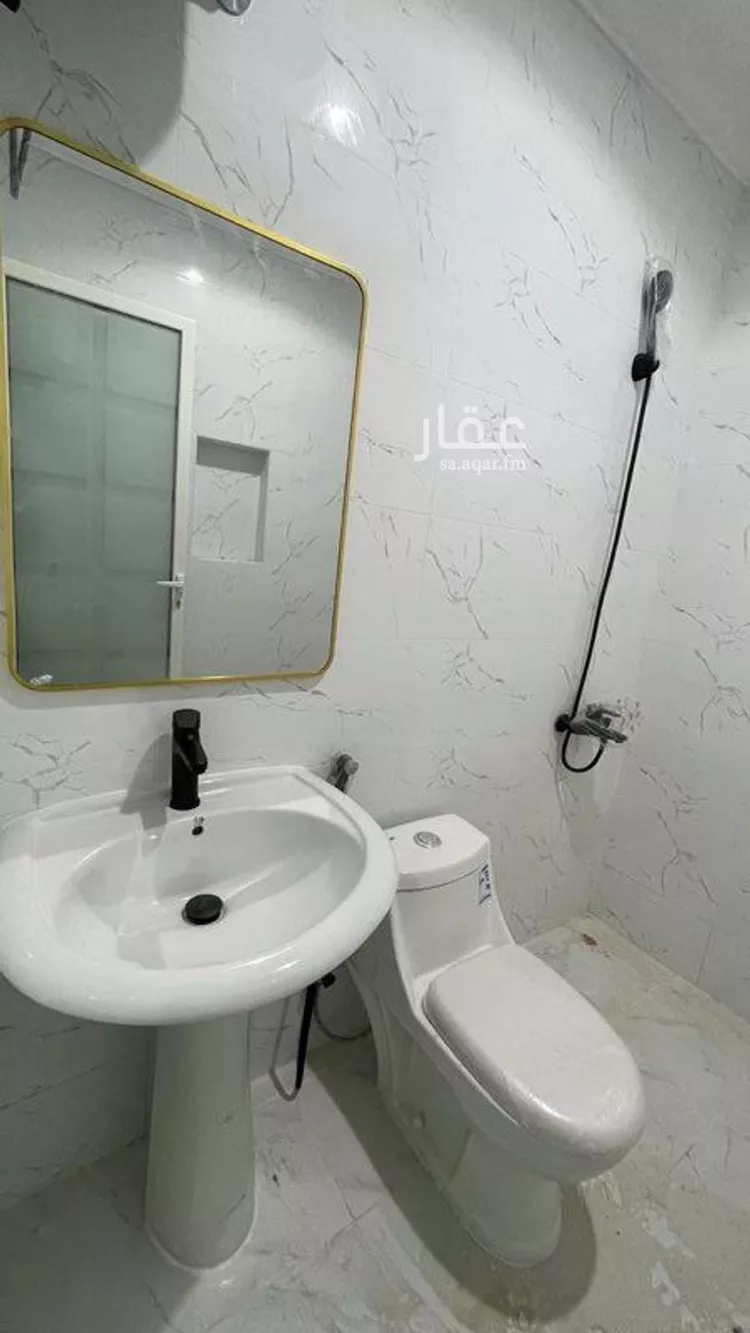 شقة للبيع في شارع ابو الحسن السلمي ، حي بدر ، الدمام ، الدمام صورة 2