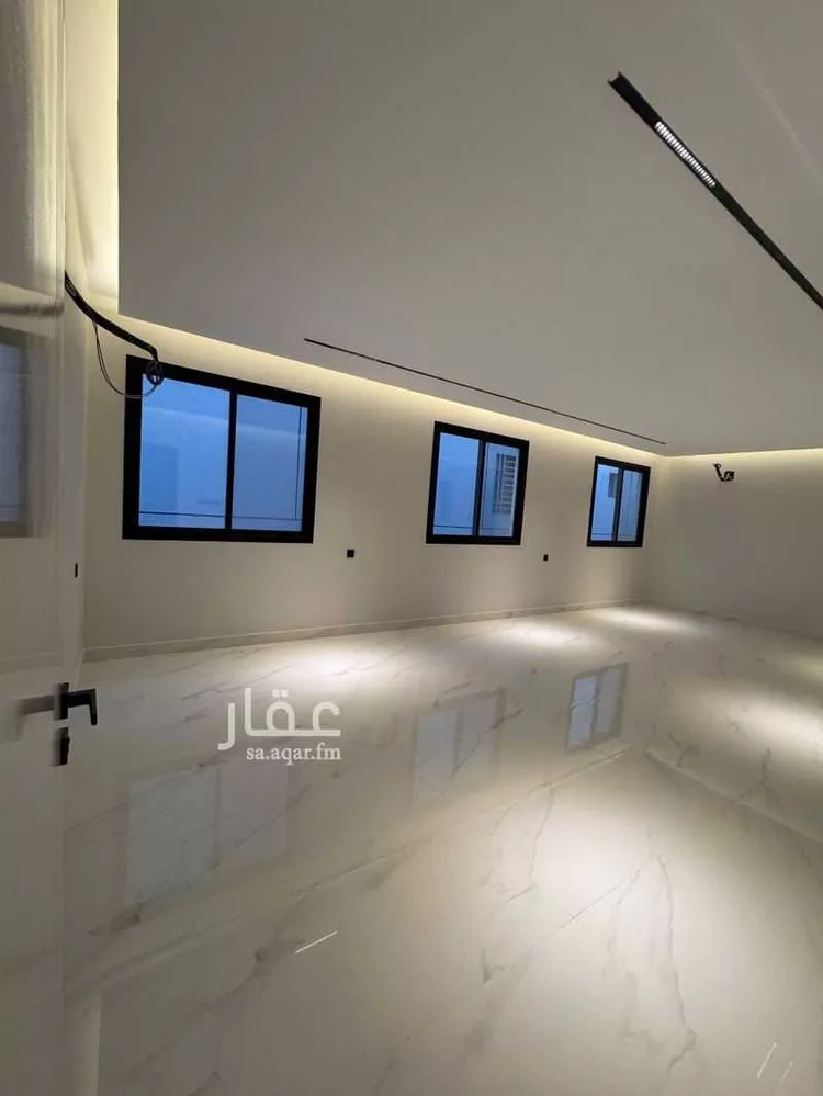 Floor for Sale in Riyadh Okaz 10