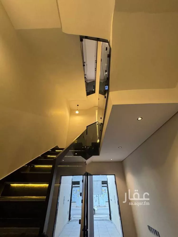 Floor for Sale in Riyadh Okaz صورة 4