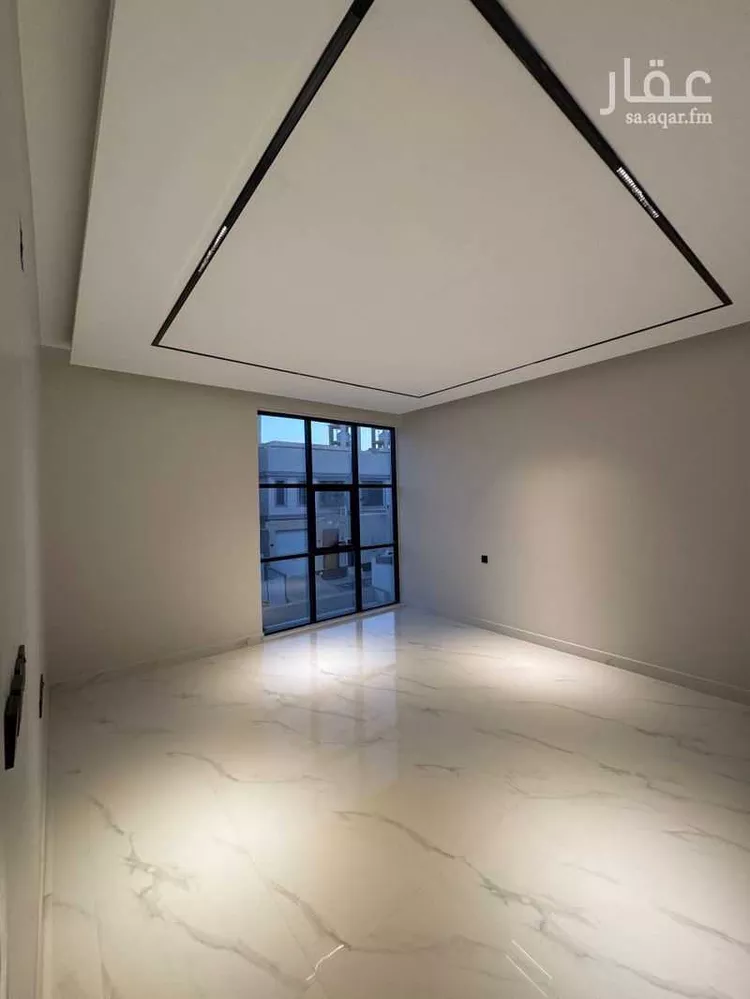 Floor for Sale in Riyadh Okaz 11