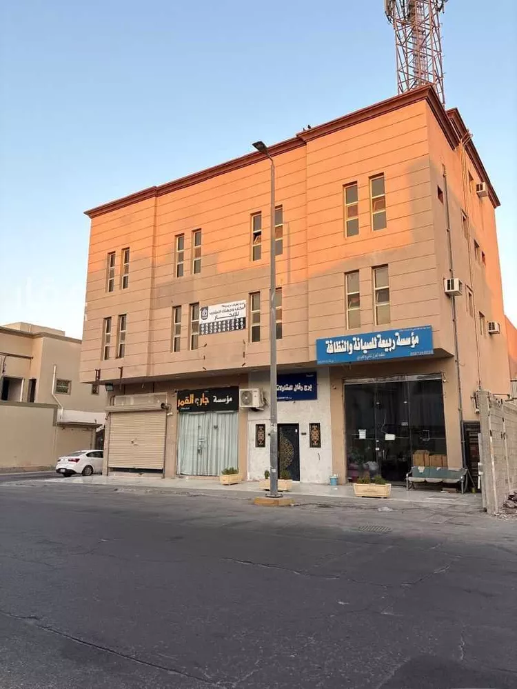 شقة للإيجار في شارع شارع فاطمة بنت أبي طالب (رضي الله عنها), حي السنيدية, مدينة الاحساء, المنطقة الشرقية