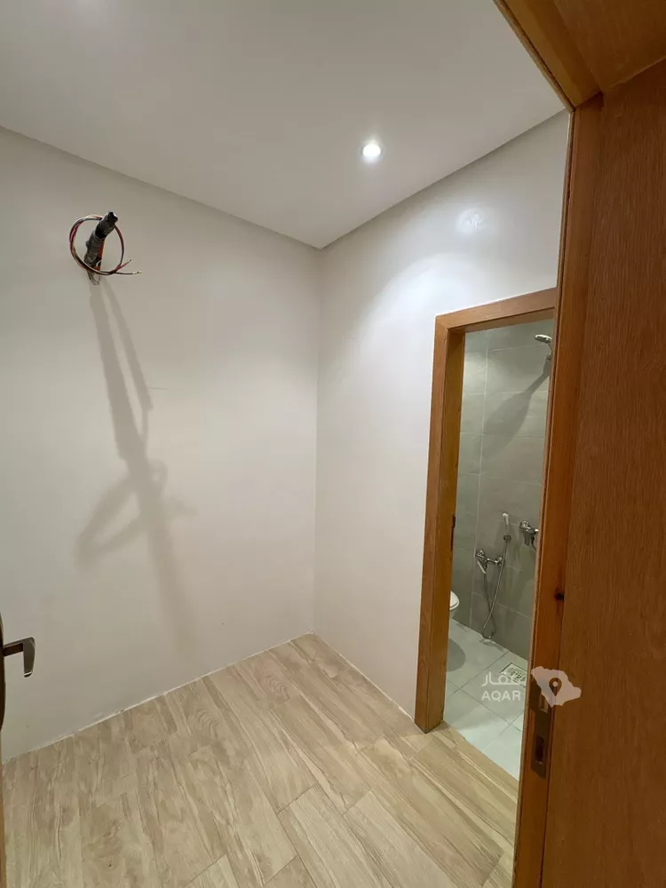 شقة للإيجار في شارع اروى بنت ربيعه الهاشمي, حي العزيزية الثاني, مدينة الاحساء, المنطقة الشرقية 11