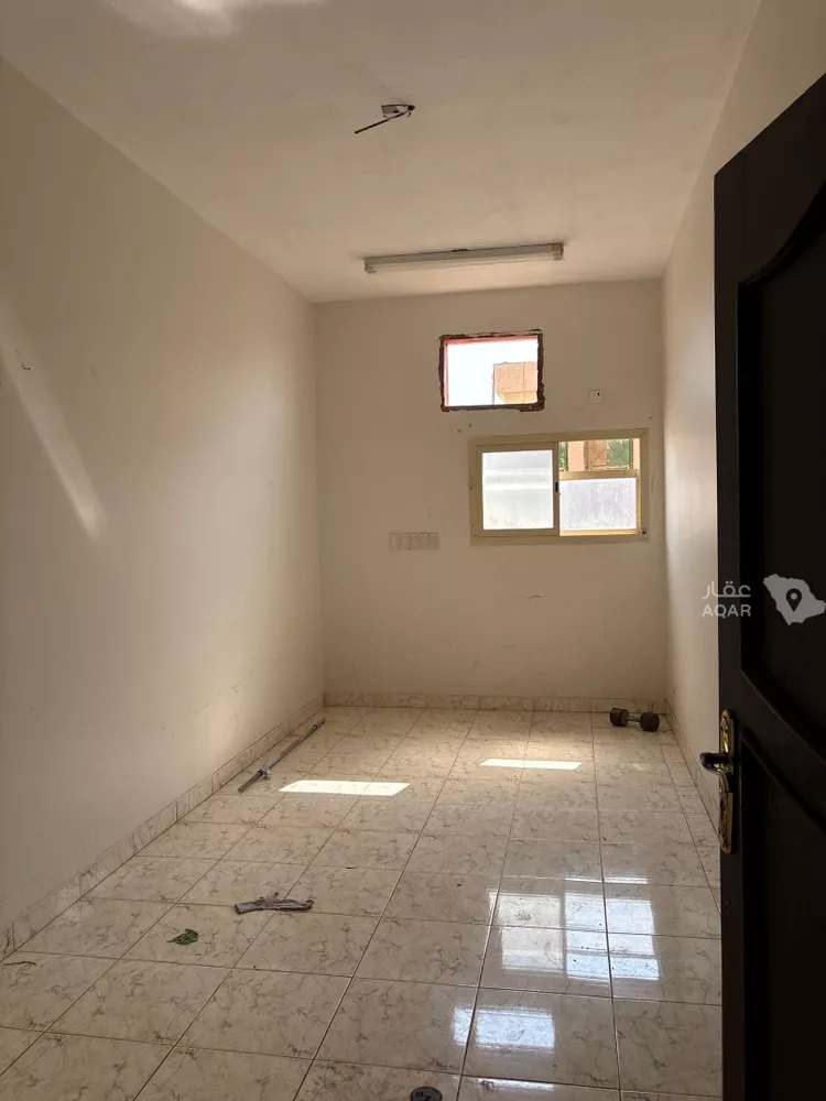 شقة للإيجار في شارع الربيع الانصاري الزرقي, حي السلمانية الأول, مدينة الاحساء, المنطقة الشرقية صورة 5