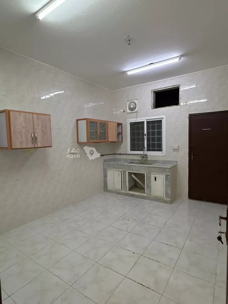 شقة للإيجار في شارع الصواب, حي البندرية, مدينة الاحساء, المنطقة الشرقية 12