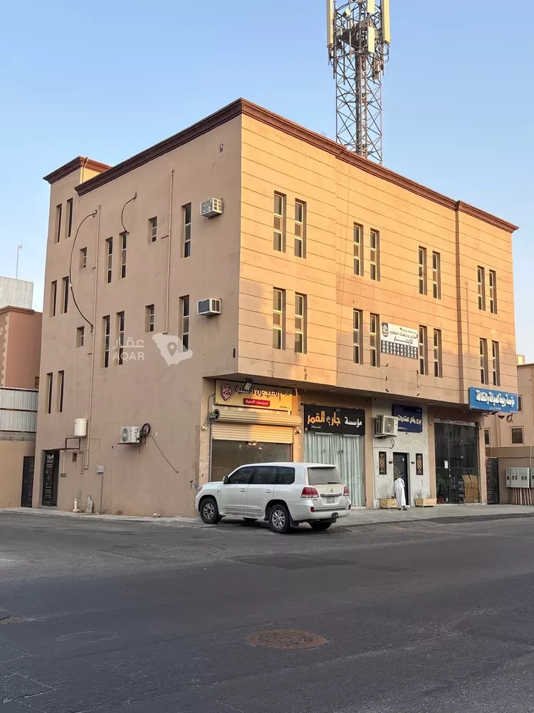 شقة للإيجار في شارع فاطمة بنت أبي طالب (رضي الله عنها), حي السنيدية, مدينة الاحساء, المنطقة الشرقية
