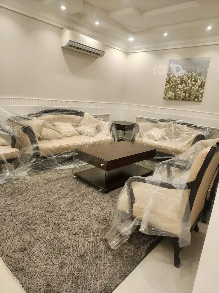 فيلا للإيجار في شارع صالح الشاوي, حي القيروان, مدينة الرياض, منطقة الرياض 12