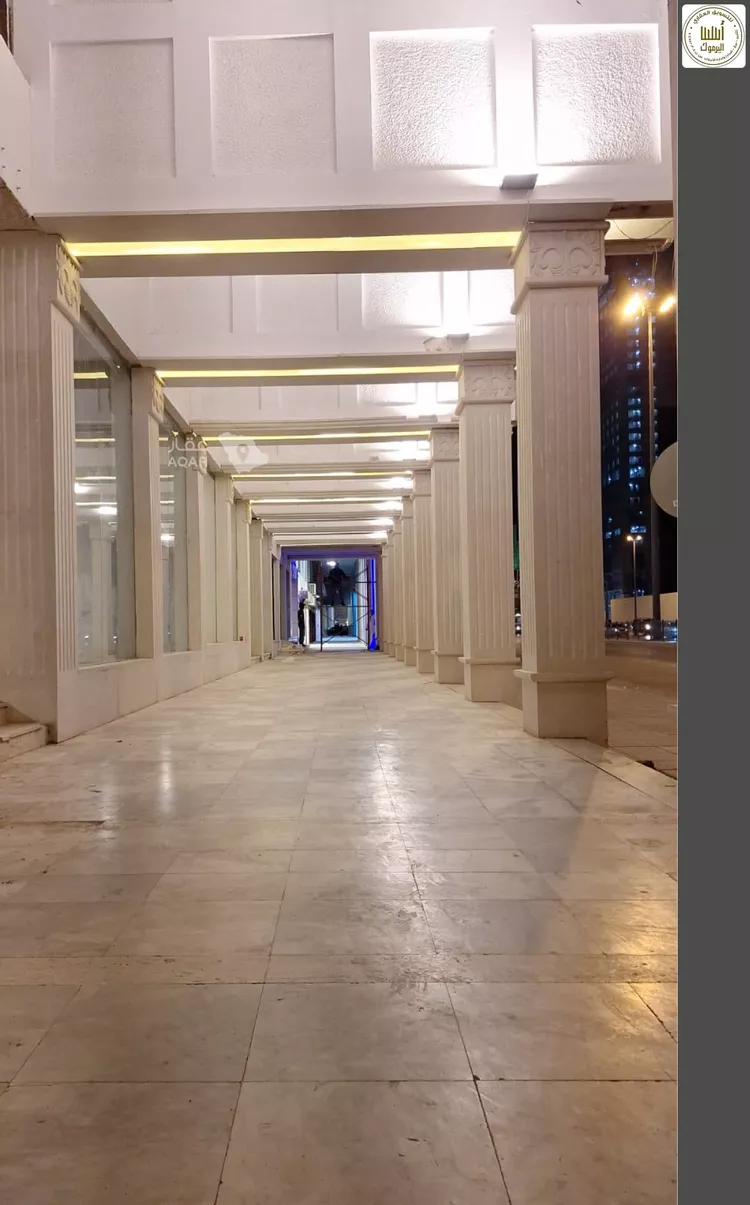 عمارة للإيجار في شارع الملك فهد الفرعي, حي العليا, مدينة الرياض, منطقة الرياض 5