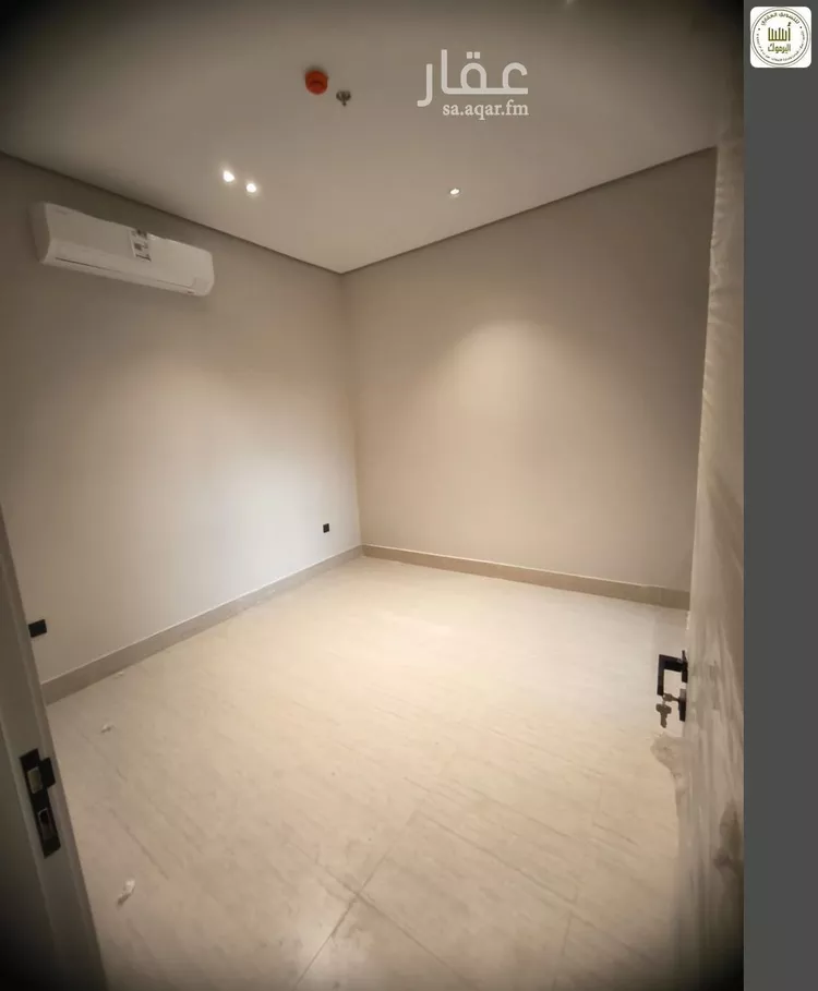 شقة للإيجار في شارع بللسمر, حي اليرموك, مدينة الرياض, منطقة الرياض 12