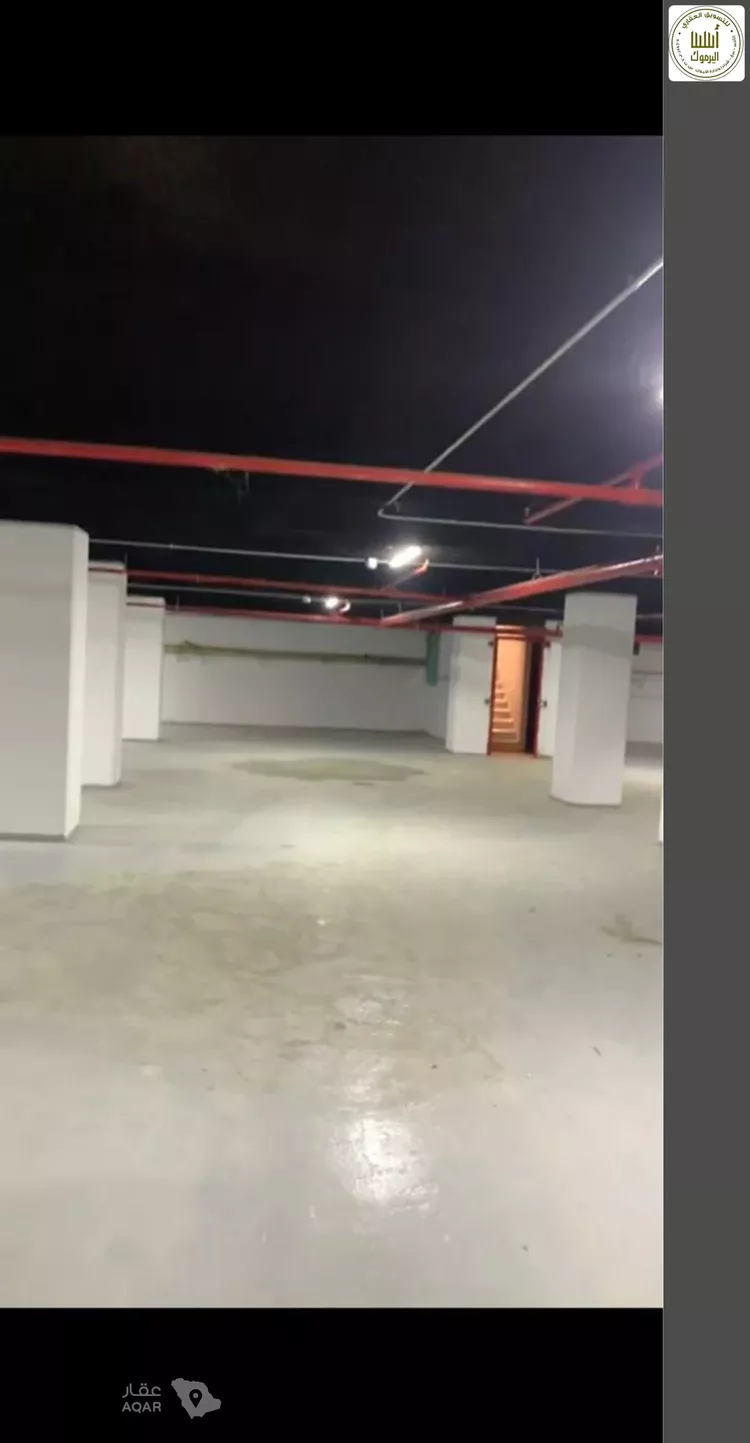 عمارة للإيجار في شارع الملك فهد الفرعي, حي العليا, مدينة الرياض, منطقة الرياض 8