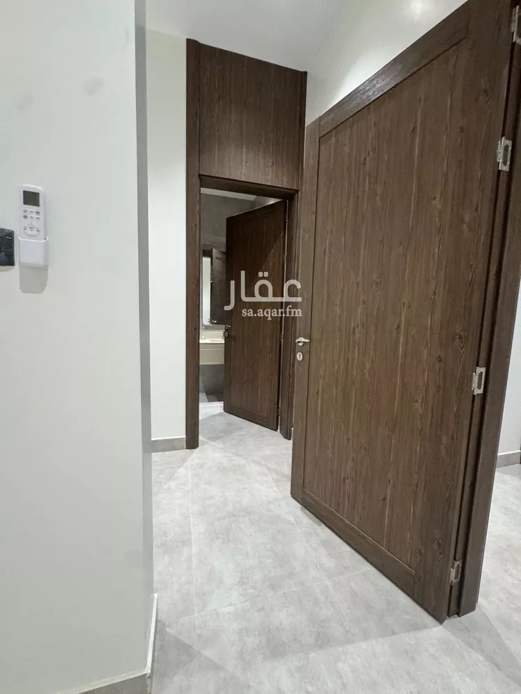 Floor for Rent in Riyadh Al Yarmouk 8