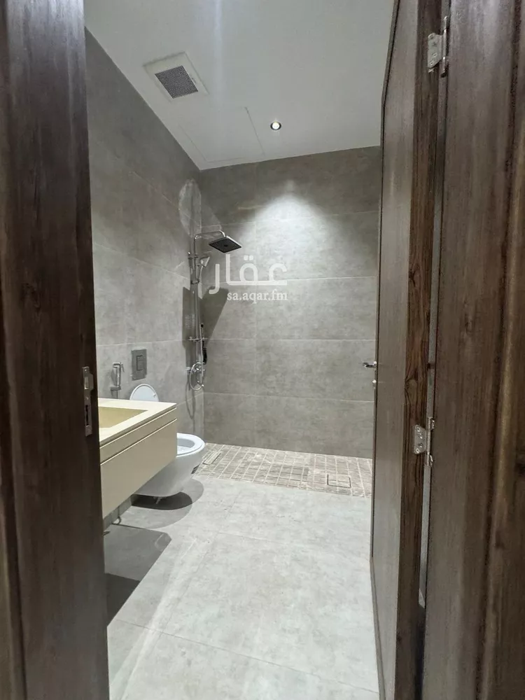 دور للإيجار في شارع نويعمه, حي اليرموك, مدينة الرياض, منطقة الرياض صورة 3