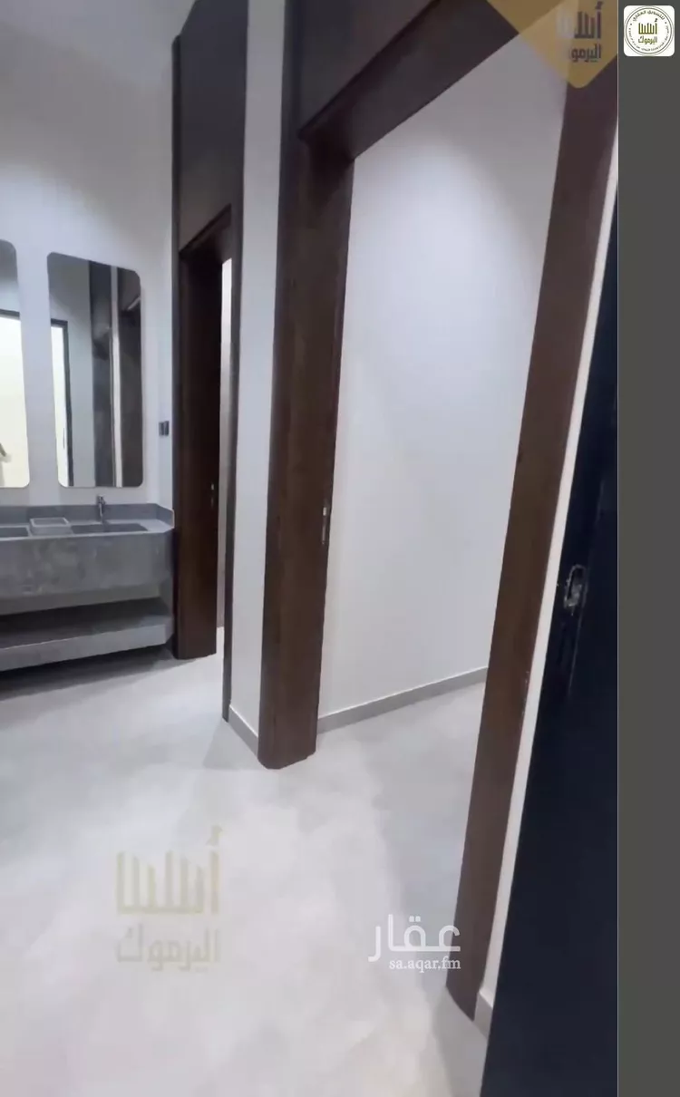 دور للبيع في شارع نويعمه, حي اليرموك, مدينة الرياض, منطقة الرياض صورة 4