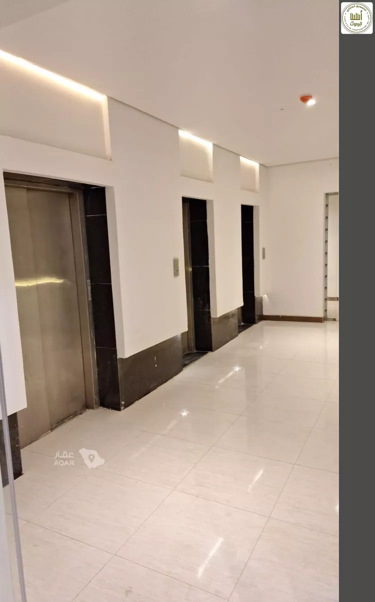 عمارة للإيجار في شارع الملك فهد الفرعي, حي العليا, مدينة الرياض, منطقة الرياض 7