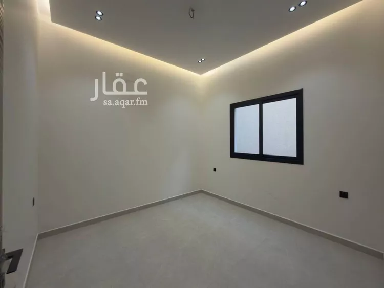 فيلا للبيع في شارع يوسف السيرافي, حي الرمال, مدينة الرياض, منطقة الرياض 7