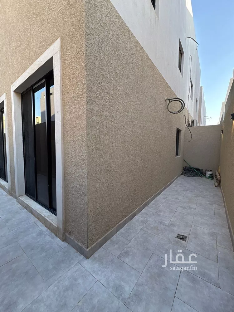 فيلا للبيع في شارع إبراهيم بن حسين, حي الرمال, مدينة الرياض, منطقة الرياض 14