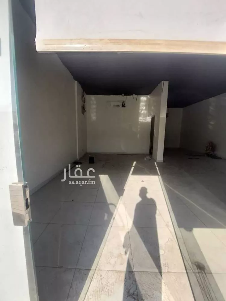 محل للإيجار في شارع عثمان بن عفان الفرعي, حي النرجس, مدينة الرياض, منطقة الرياض صورة 3