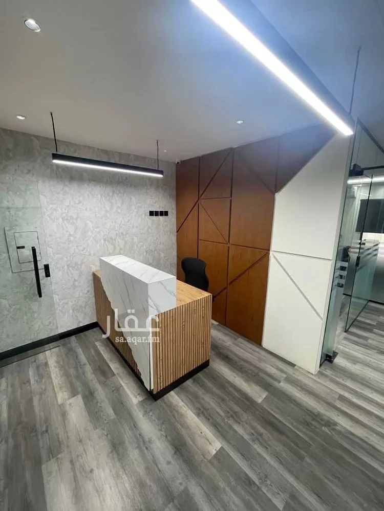 مكتب تجاري للإيجار في شارع طريق الامير محمد بن سعد بن عبد العزيز, حي الملقا, مدينة الرياض, منطقة الرياض صورة 2