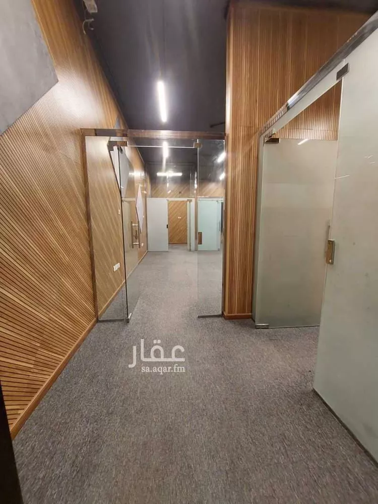 مكتب تجاري للإيجار في شارع عثمان بن عفان الفرعي, حي النرجس, مدينة الرياض, منطقة الرياض