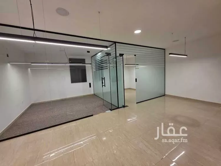 مكتب تجاري للإيجار في شارع عثمان بن عفان الفرعي, حي النرجس, مدينة الرياض, منطقة الرياض صورة 3
