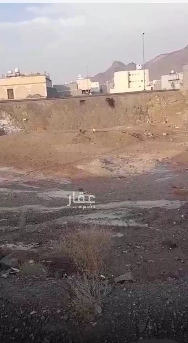 أرض للبيع في شارع ممر مشاه 426, حي أبوكبير, مدينة المدينه المنوره, منطقة المدينة المنورة صورة 2
