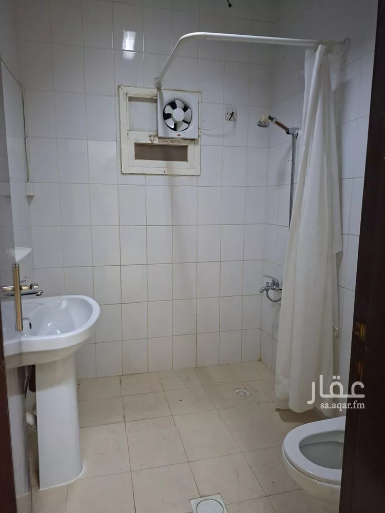 شقة للإيجار في شارع ابي سفيان بن حرب, حي مغرزات, مدينة الرياض, منطقة الرياض صورة 4