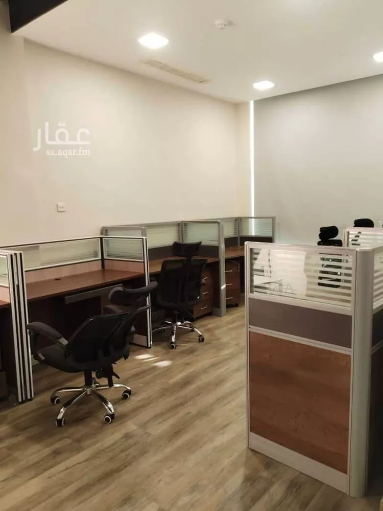 Commercial Office for Rent in Riyadh Al Yasmin صورة 4