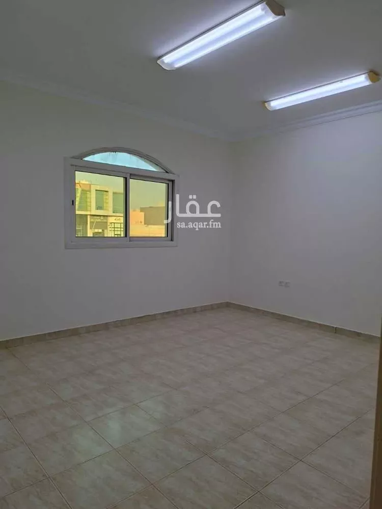 شقة للإيجار في شارع أبي بكر الصديق, حي المصيف, مدينة الرياض, منطقة الرياض 8