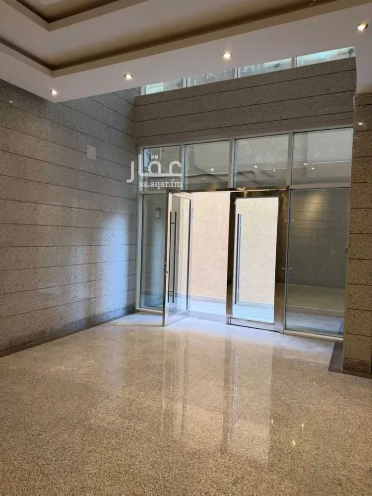 مكتب تجاري للإيجار في شارع الملك عبدالعزيز, حي الياسمين, مدينة الرياض, منطقة الرياض صورة 3