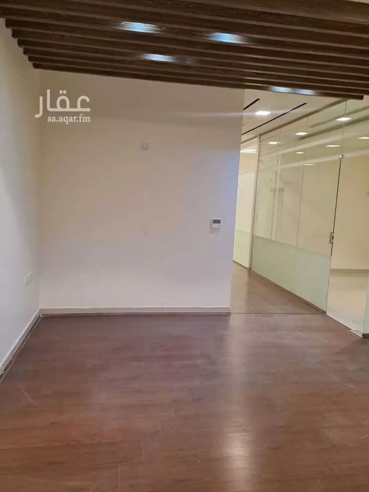 مكتب تجاري للإيجار في شارع طريق الملك عبدالعزيز, حي الياسمين, مدينة الرياض, منطقة الرياض صورة 3
