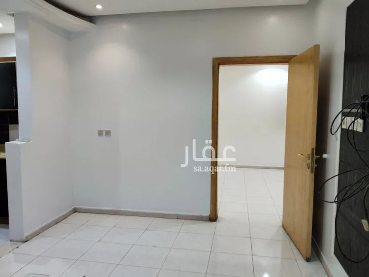 شقة للإيجار في شارع عبدالله بن قيس, حي إشبيلية, مدينة الرياض, منطقة الرياض