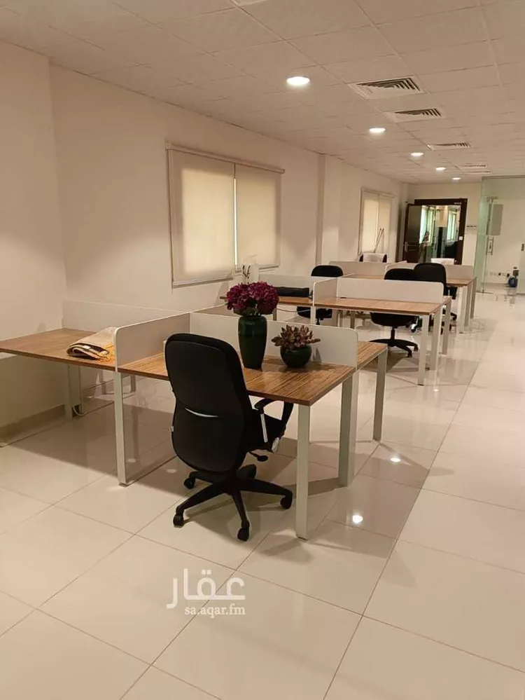Commercial Office for Rent in Riyadh Al Yasmin صورة 2