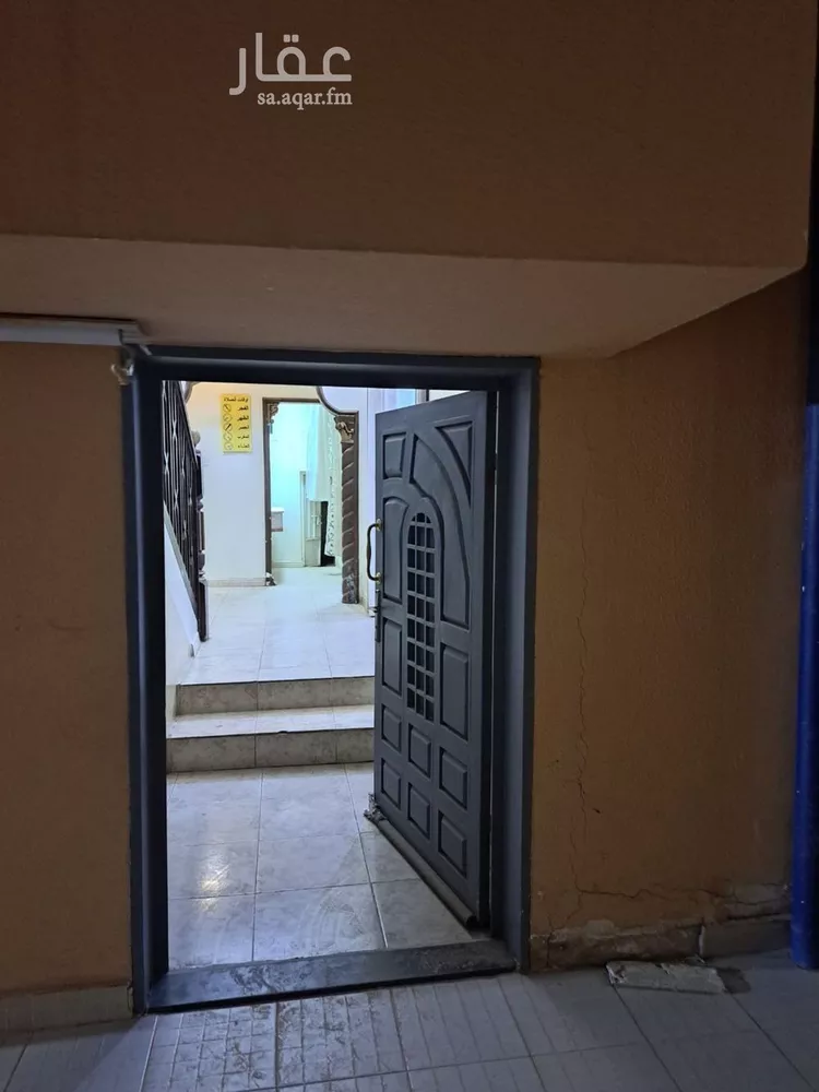 فيلا للبيع في شارع سفيان الكوفي, حي المصيف, مدينة الرياض, منطقة الرياض صورة 3