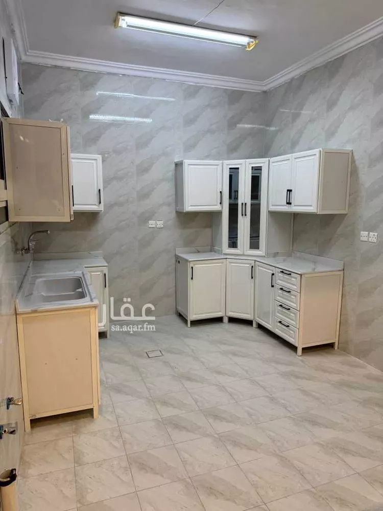 شقة للإيجار في شارع الربع الخالي, حي الغدير, مدينة الرياض, منطقة الرياض صورة 5