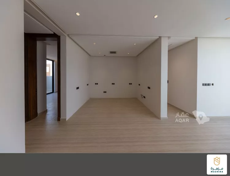 Floor for Sale in Riyadh Ash Shuhada 6