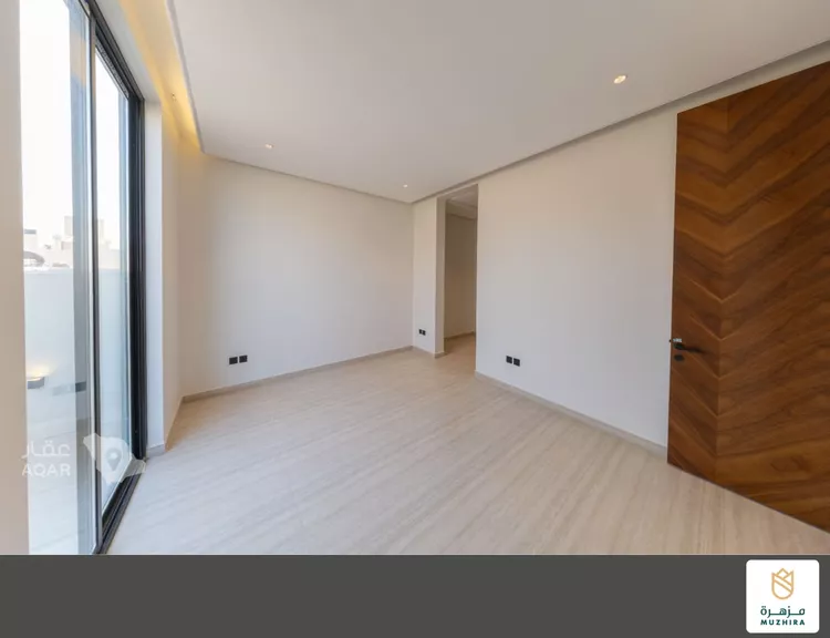 Floor for Sale in Riyadh Ash Shuhada 9