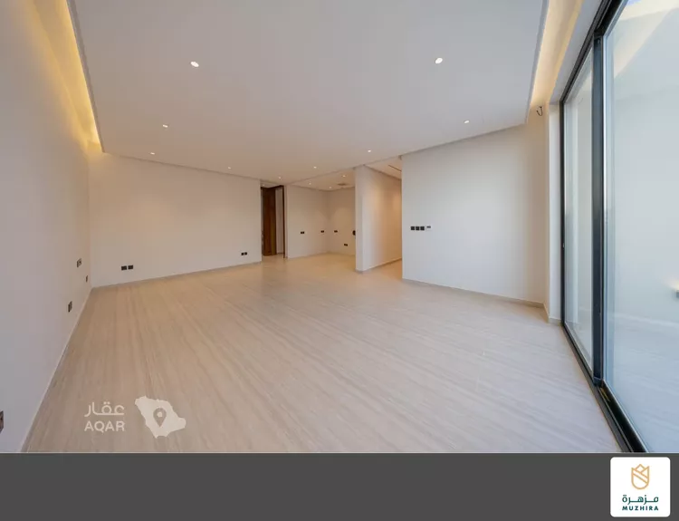 Floor for Sale in Riyadh Ash Shuhada 20