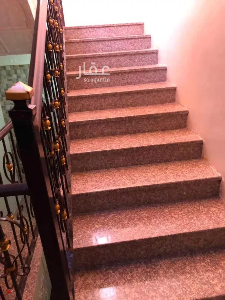 فيلا للبيع في شارع ابو موسى الجمال, حي الحمراء, مدينة الدمام, المنطقة الشرقية صورة 3