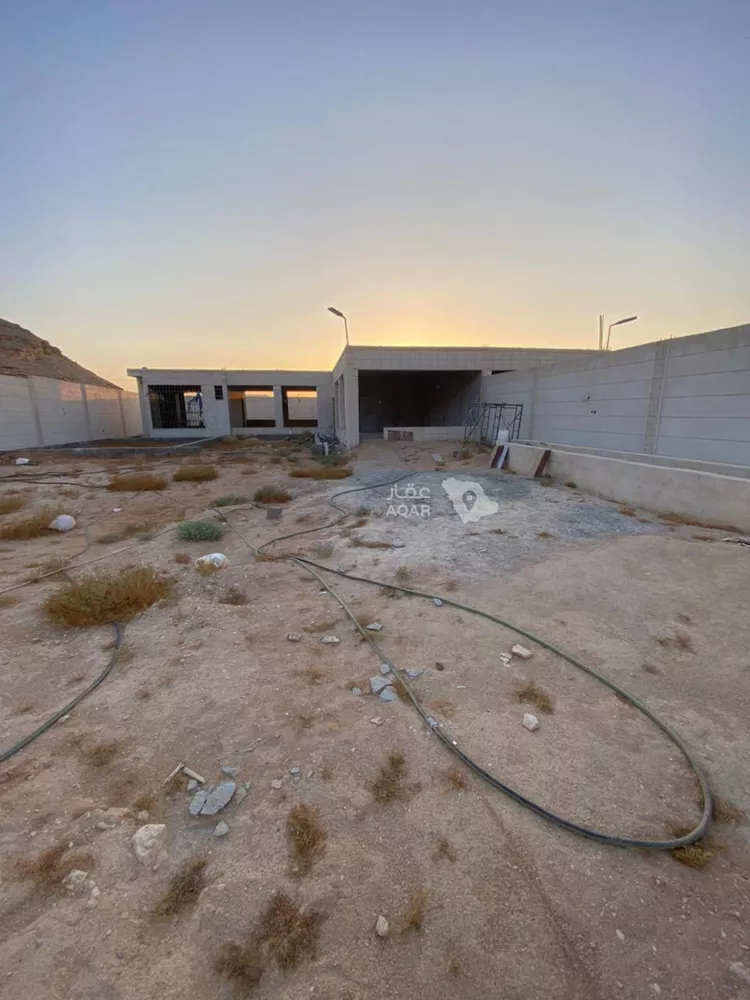 Rest House for Sale in Al Muzahimiyah Hazlulah