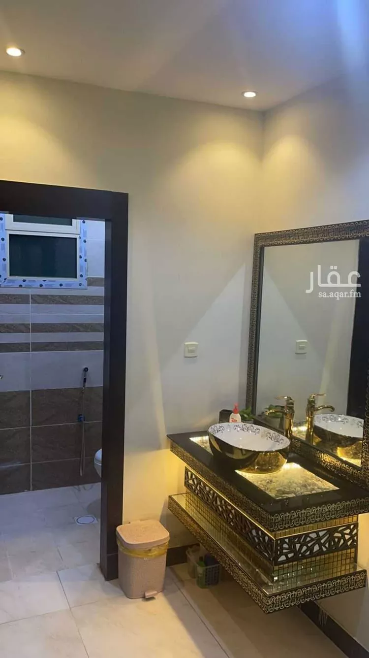 فيلا للإيجار في شارع ابن اللبان ، حي طيبة ، الرياض ، منطقة الرياض صورة 5