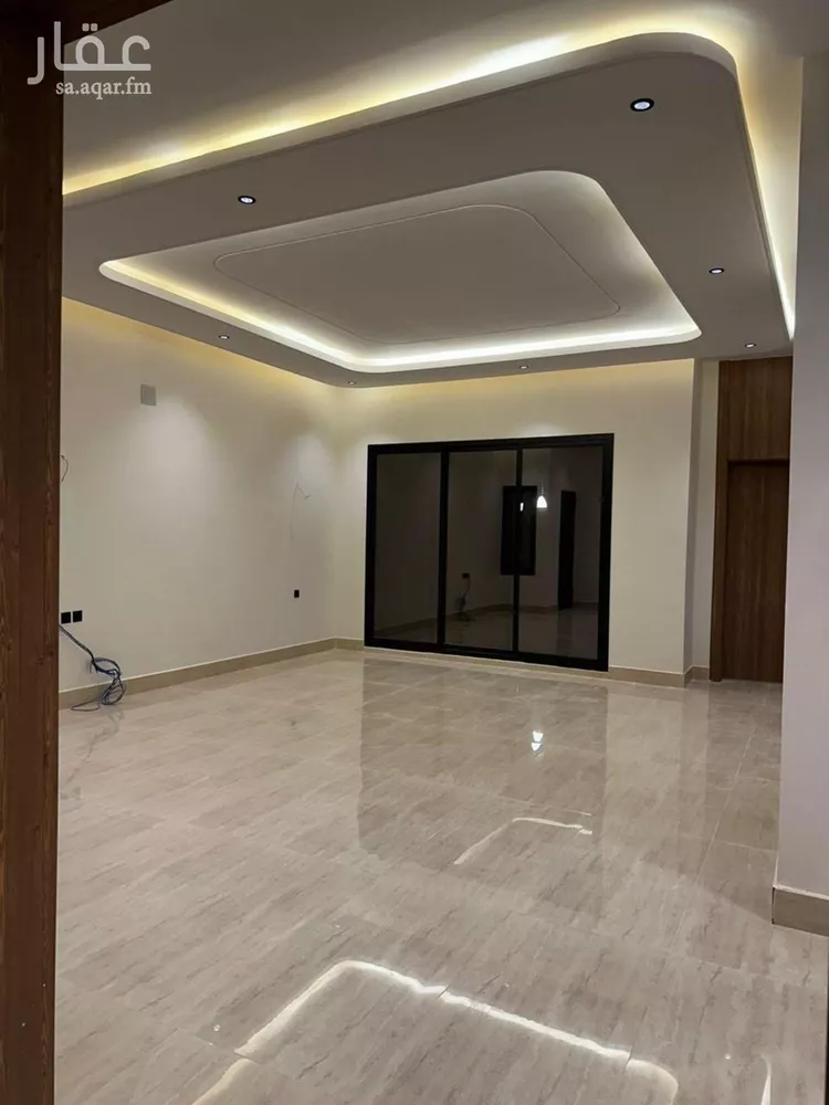 فيلا للبيع في شارع عبدالرحمن بشناق, حي المهدية, مدينة الرياض, منطقة الرياض صورة 2