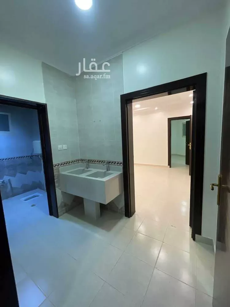 فيلا للبيع في شارع اسماء بن مالك, حي النزهة, مدينة رياض الخبراء, منطقة القصيم 16